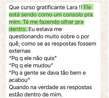 Print de depoimento: aluna diz que o curso a ajuda a olhar para dentro em vez de buscar respostas externas